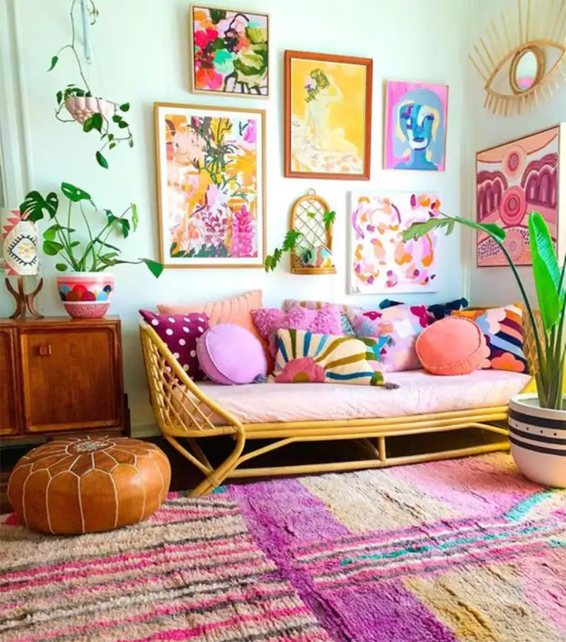 Gallery Walls With Eclectic Art