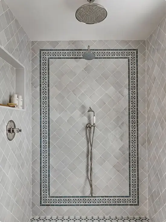 Diamond Tile Wall with Mosaic Border