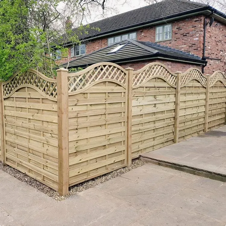Arched Fence Panels with Curved Lattice