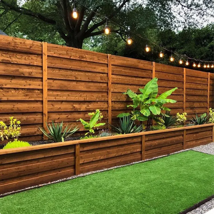 Horizontal Cedar Fence and Integrated Base Planter Box