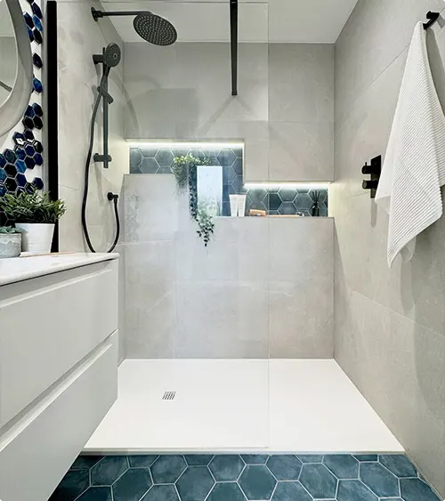 White Wall with Teal Hexagon Floor