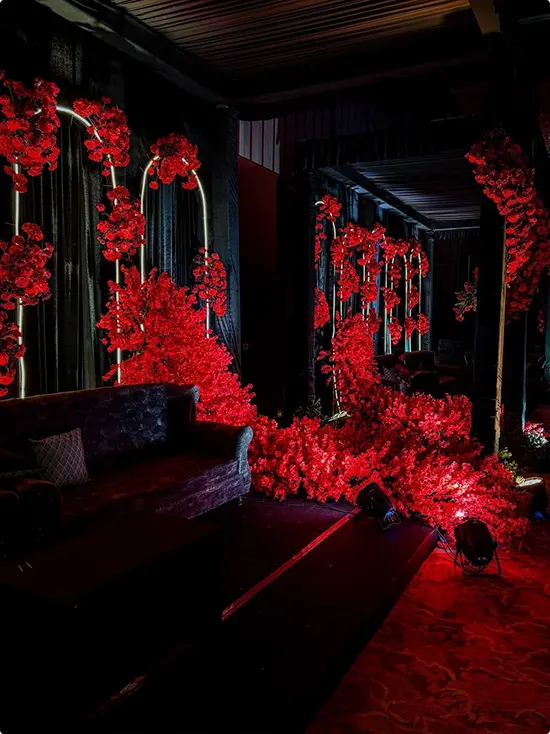 Black And Red Wedding Decor Ideas