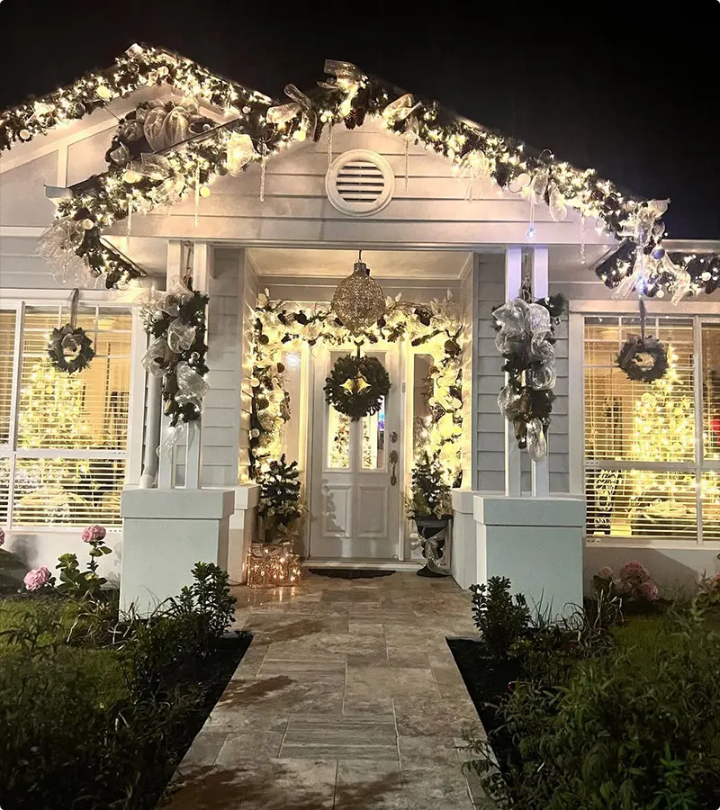 Coastal Christmas Exterior