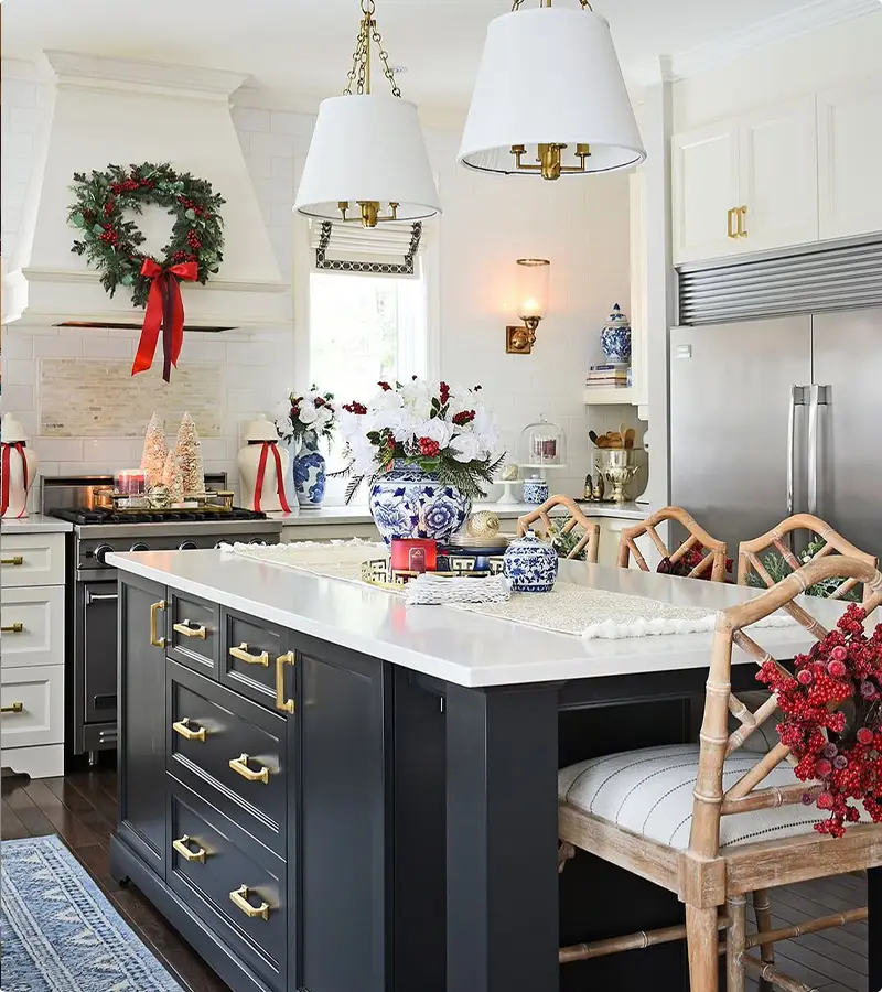 One Statement Wreath for the Range Hood