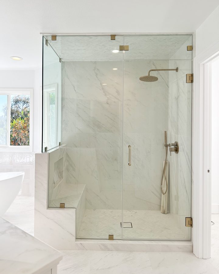 White Marble Shower and Built-In Seat