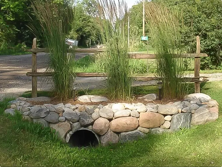River Rock and Grass Border