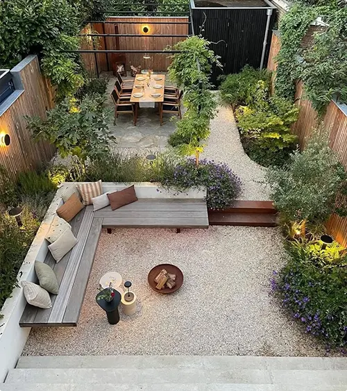 Built-In Seating in a Multi-Level Courtyard