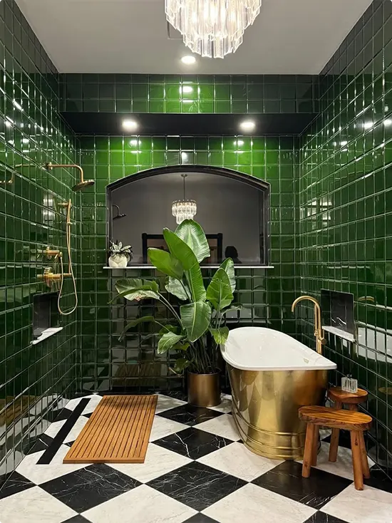 Glamorous Black and White Marble Bathroom