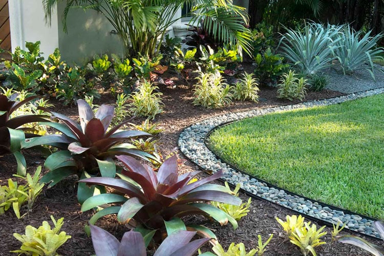 affordable-low-maintenance-landscaping Affordable Low Maintenance Landscaping