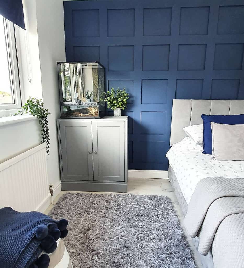 bedroom-wall-paneling-ideas-sophies-home_-full_-of_-sparkle bedroom blue wall paneling gray cabinet and bed
