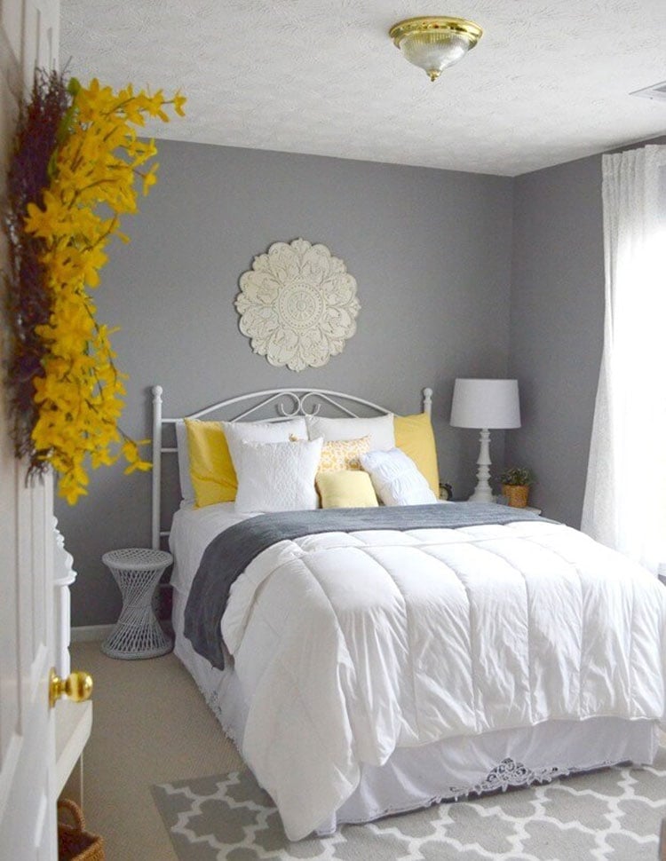 Bold Yellow and Grey Bedroom Decorations