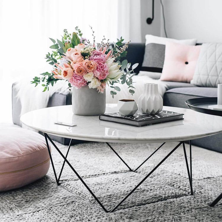 Contemporary Table Centerpiece Ideas