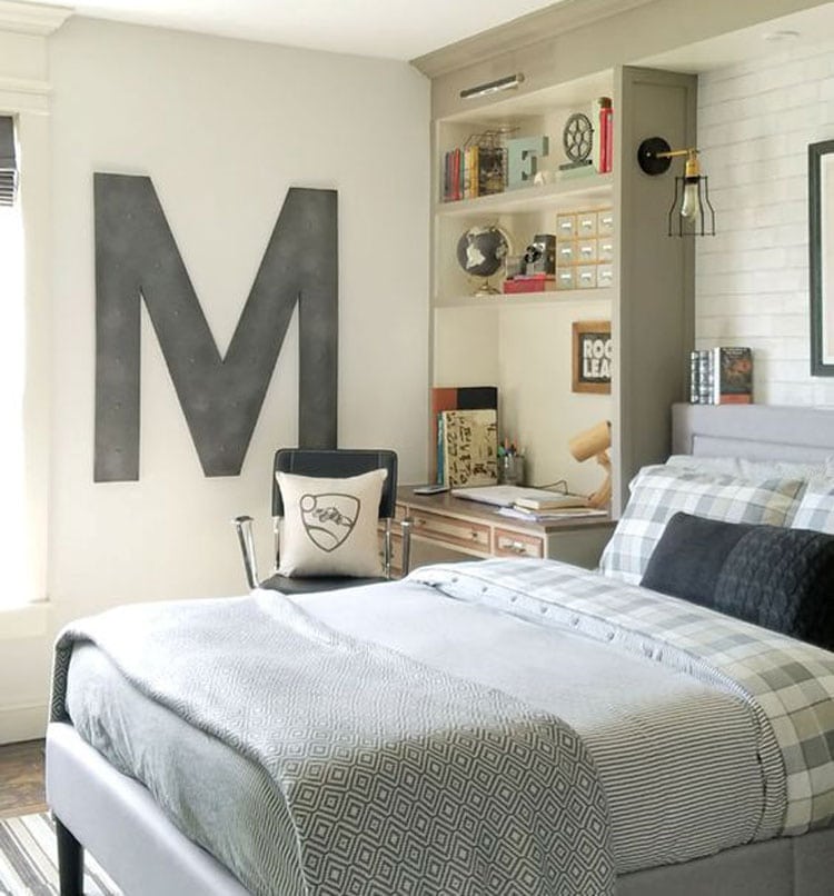 cool-teen-bedrooms Elegant Bedroom with Modern Bed and Desk