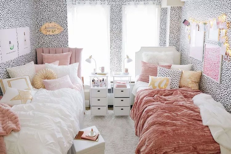 Coordinate A Theme with Your Roommate