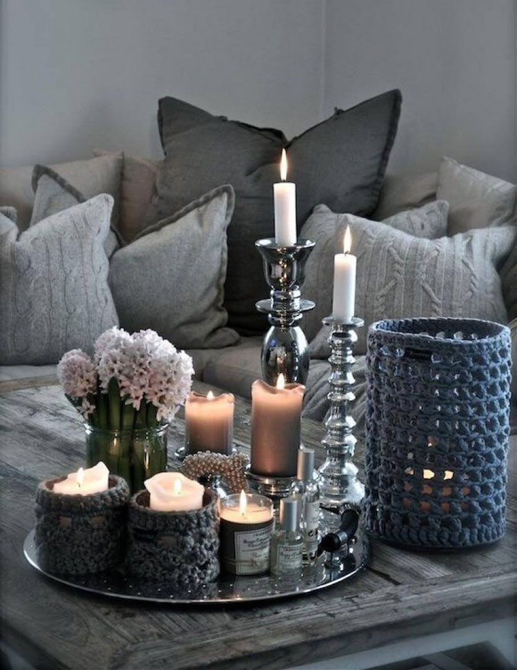Cozy Knitwear For Your Table Decorations