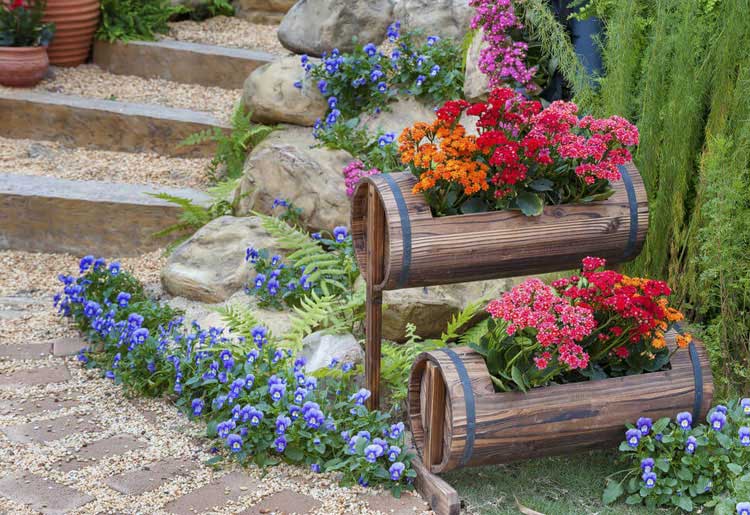 creative-front-door-stairs-flower-planters Creative Front Door Stairs Flower Planters
