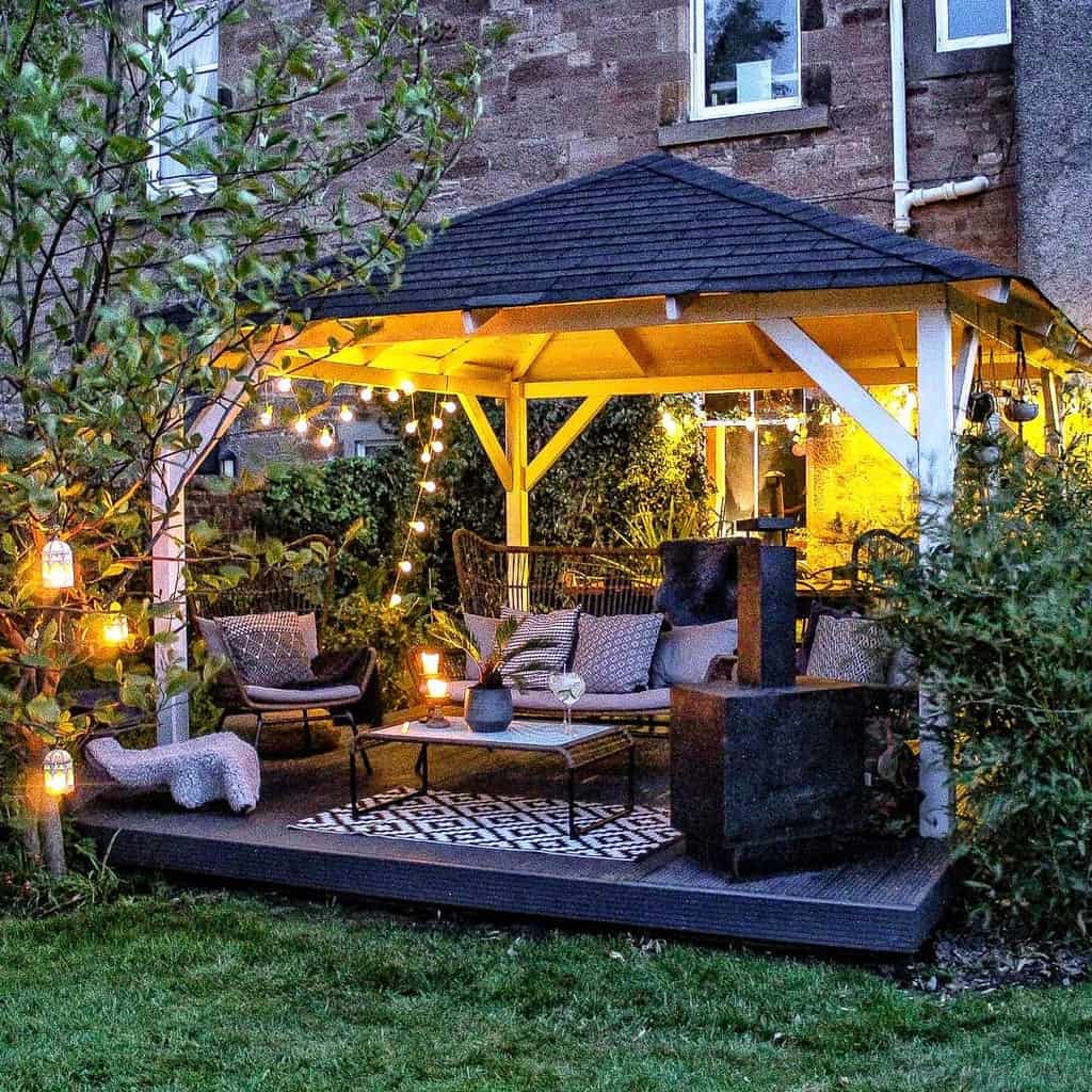deck-patio-lighting-ideas-the_1882_house quaint deck patio with string lights