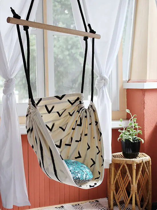 DIY Canvas Arrow Print Hammock Chair