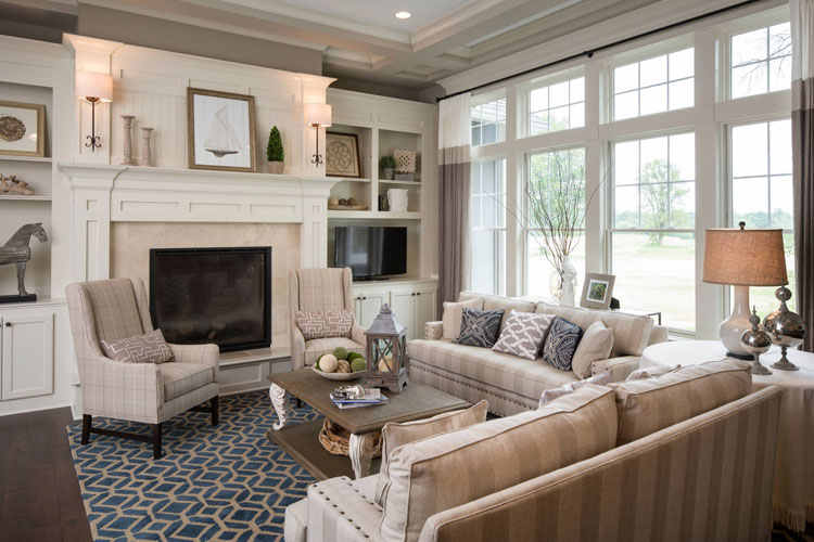 elegant-living-room-with-chic-fireplace-design Elegant Living Room with Chic Fireplace Design