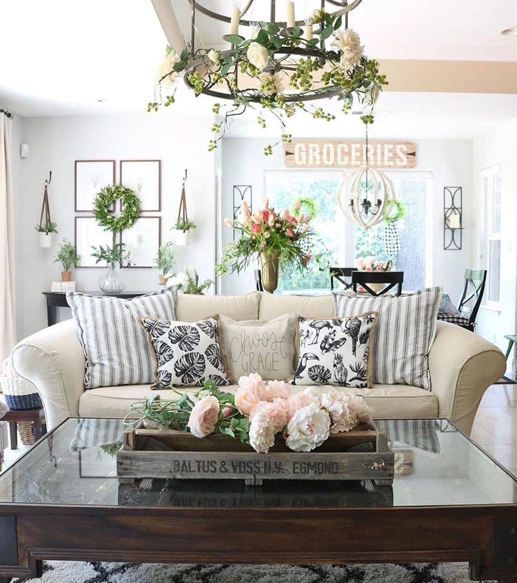 Gorgeous Farmhouse Cabin Decor with a Twist