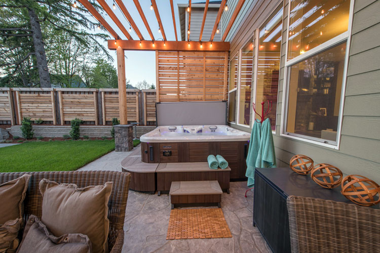 Hot Tub Privacy Wooden Screen