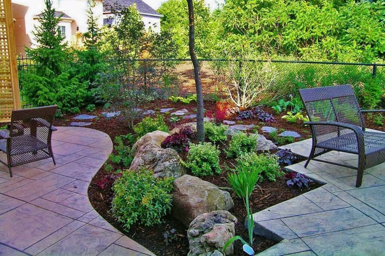 low-maintenance-backyard-landscaping-1 Low Maintenance Backyard Landscaping
