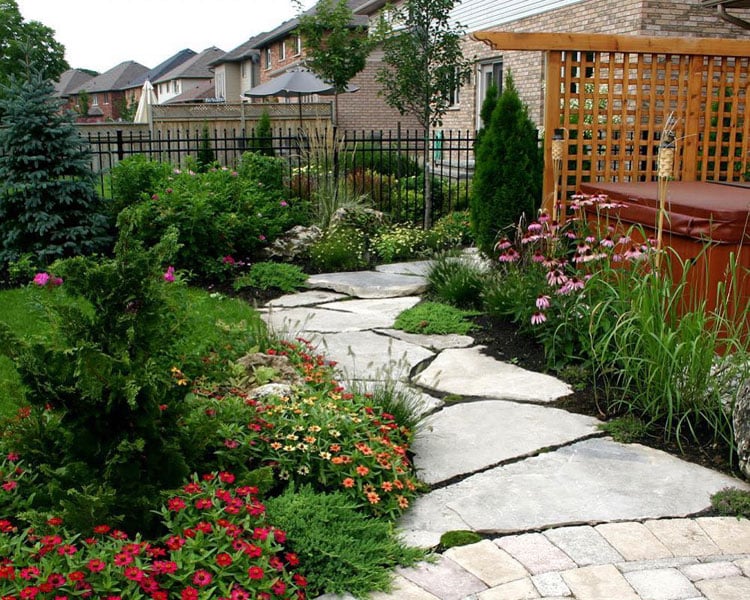 luxury-backyard-garden Luxury Backyard Garden