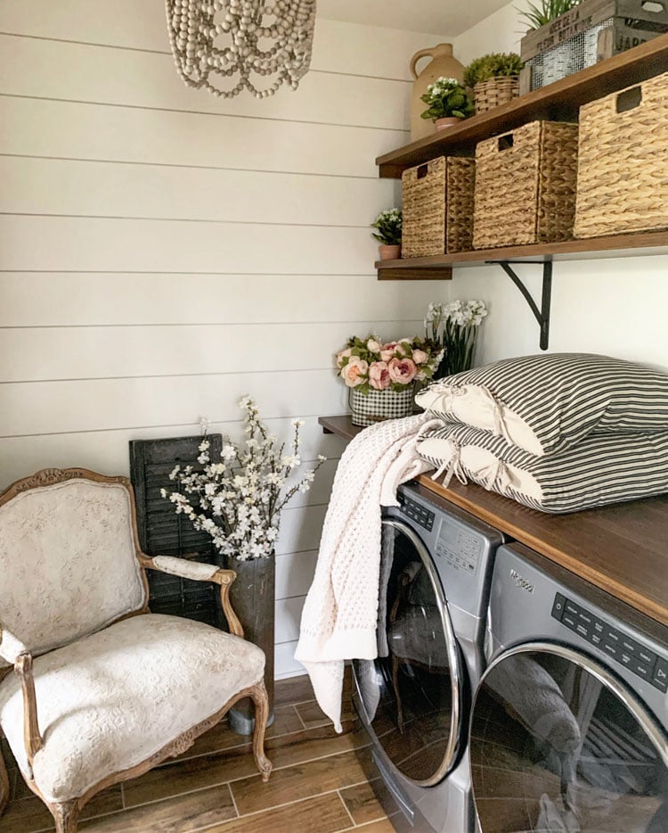 Luxury Country Style Laundry Room Design