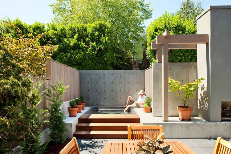 Modern Hot Tub Privacy Wall with Trees