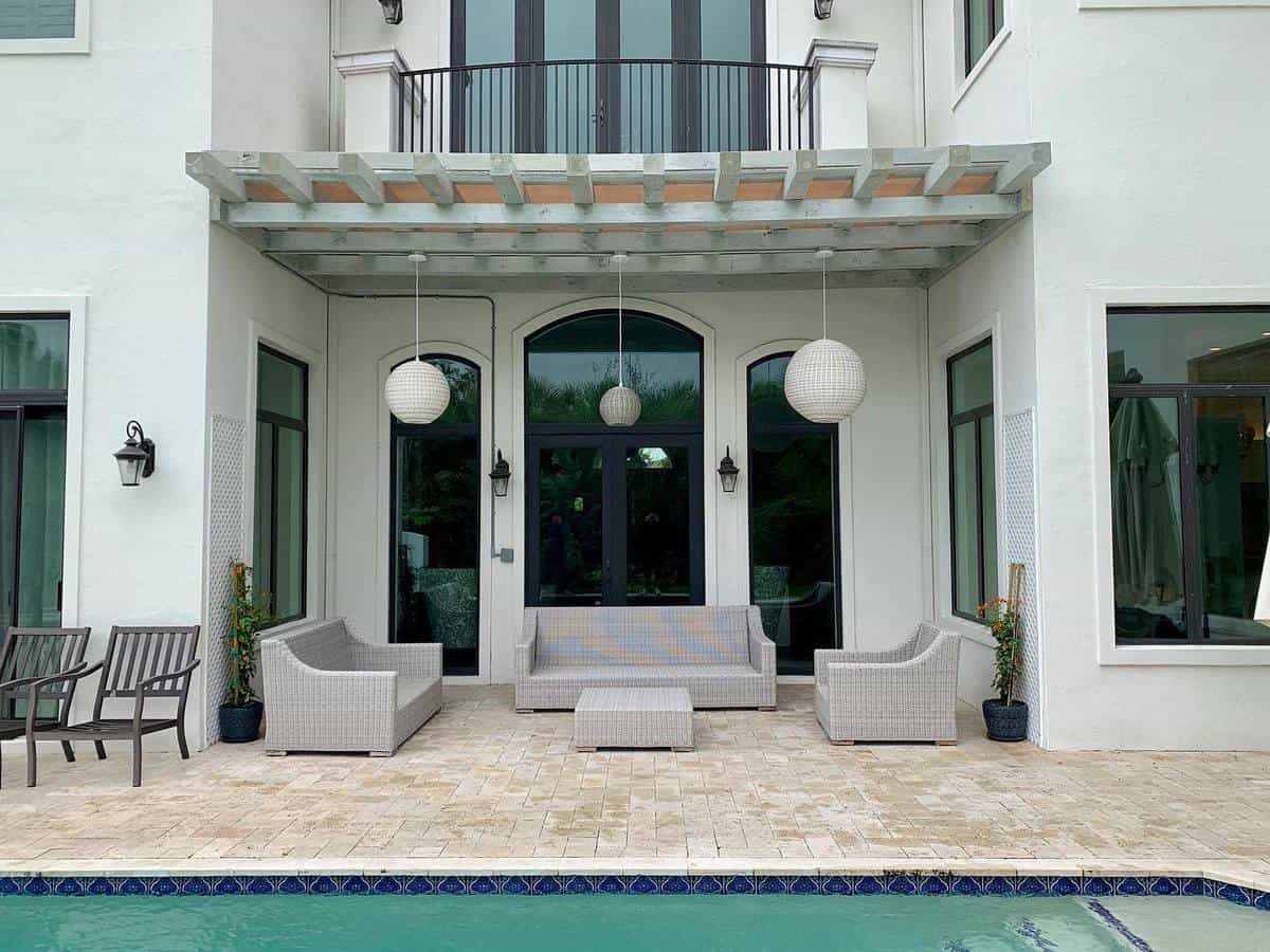 modern-patio-enclosure-ideas-gardendistrictmiami modern patio enclosure by pool