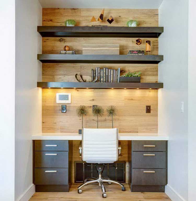 Natural Home Office Space in Bedroom