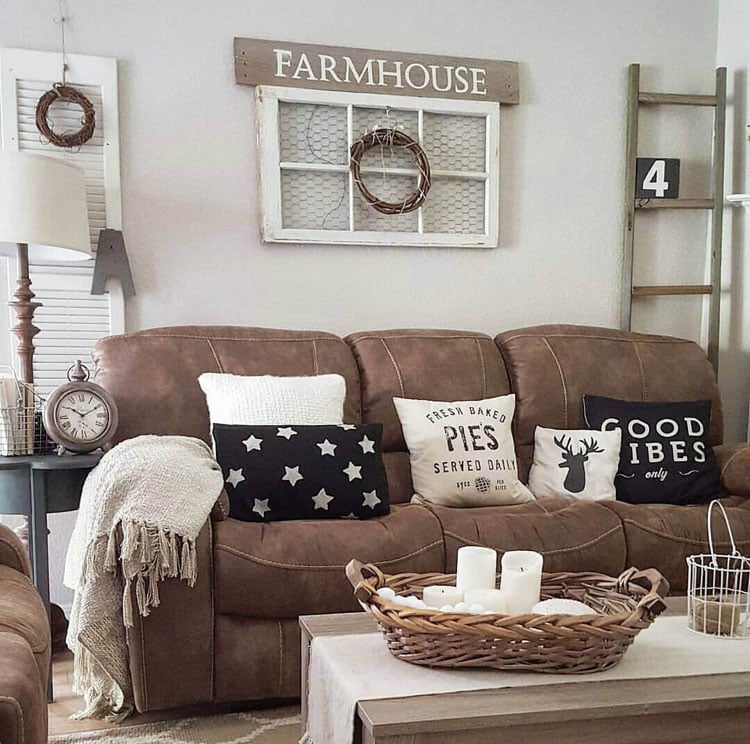 Old Farmhouse Style Living Room Decor for Couches, Pillows, Walls