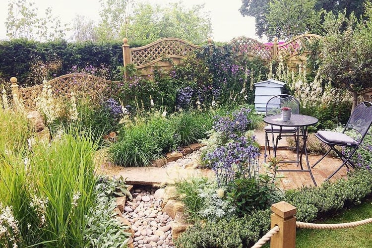 rock-low-maintenance-landscaping-ideas Rock Low Maintenance Landscaping Ideas