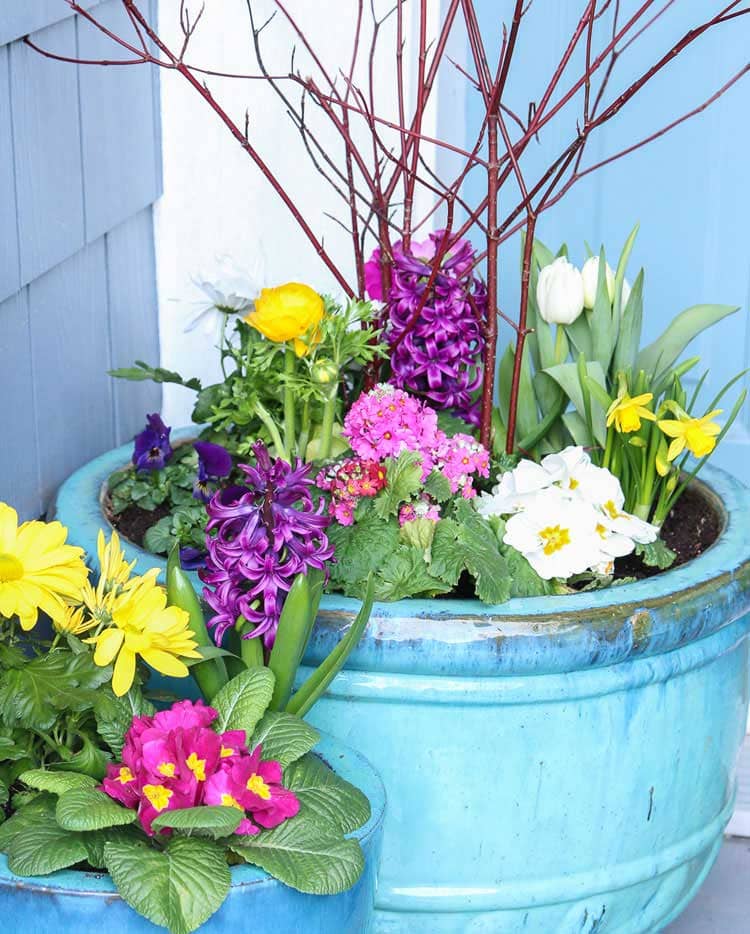 simple-diy-front-porch-flower-decor-ideas Simple DIY Front Porch Flower Decor Ideas