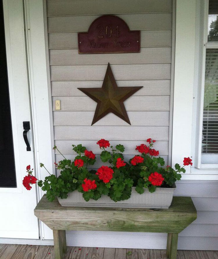 simple-front-door-planter-ideas Simple Front Door Planter Ideas