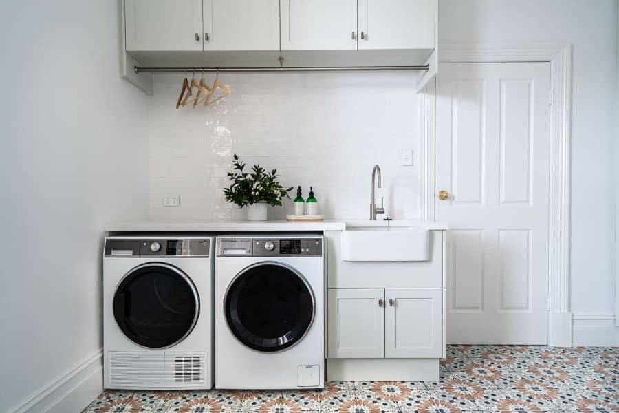 sink-cabinet-laundry-room-sink-ideas-alkernili-1 white sink and cabinet laundry room