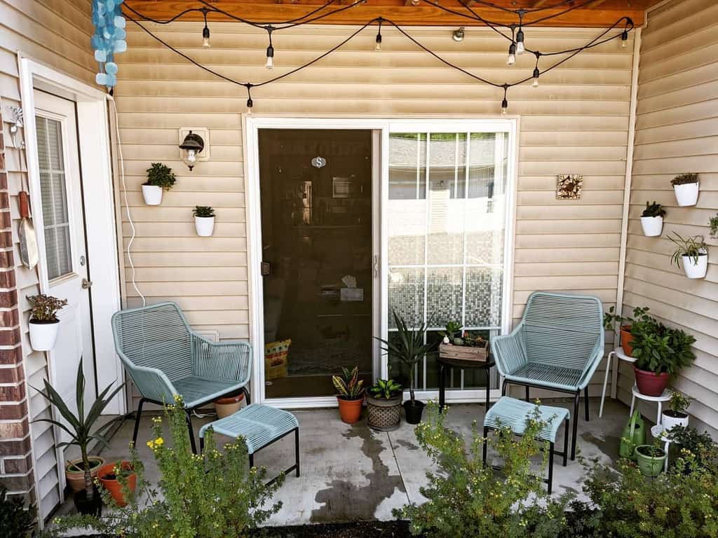 small covered patio garden setting