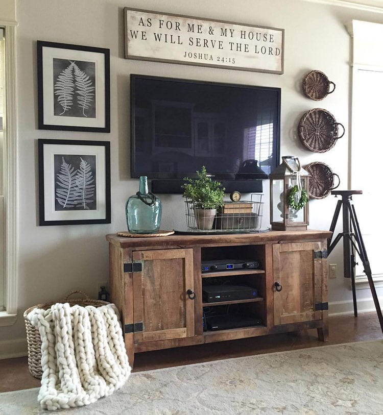 Small Farmhouse Interior Living Room Design