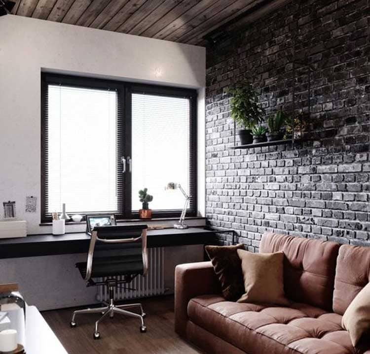 Small Office in Spare Guest Room