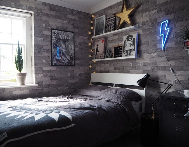 teen-room-decor-with-neon-signs-and-grey-wood-paneling Teen Room Decor with Neon Signs and Grey Wood Paneling