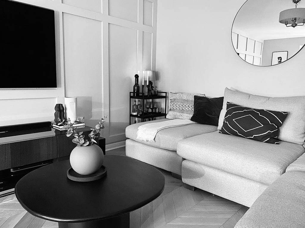 white-wall-paneling-ideas-bee_homeinspired white wall paneling ideas