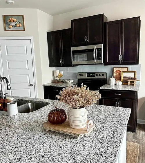 Speckled Granite and Autumn Centerpiece