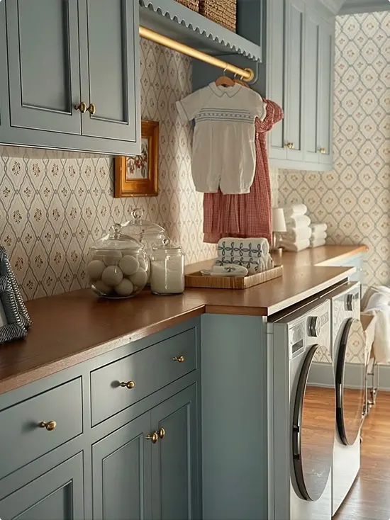 Vintage Cream and Blush Diamond Floral Wallpaper with Blue-Gray Shaker Cabinetry