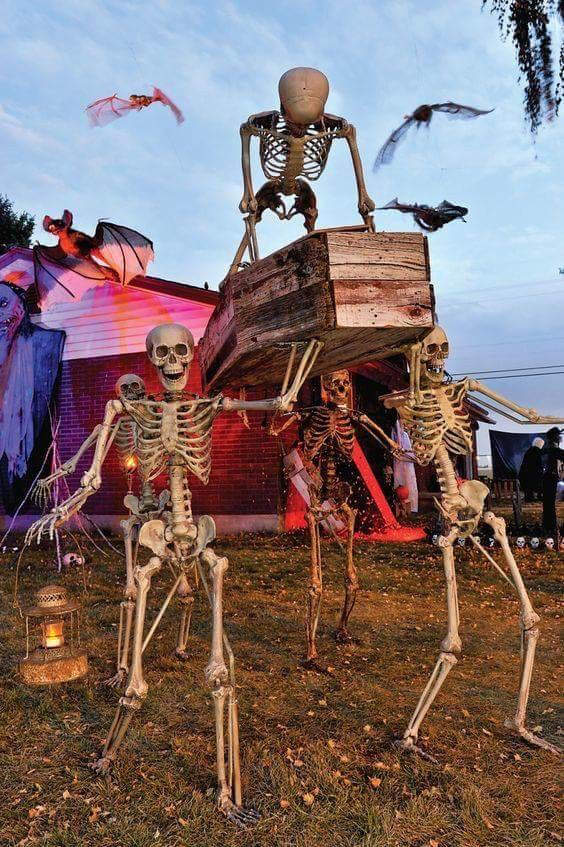 Skeletons with a Coffin