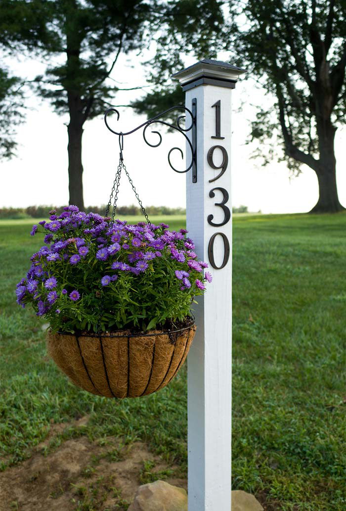 White address planter in a classic style
