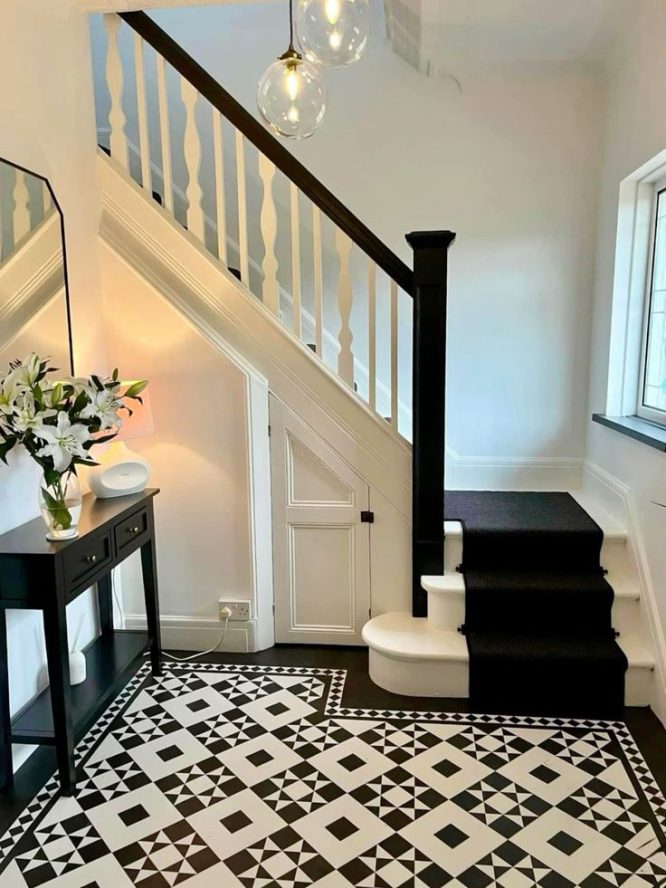 Black and Cream Hallway Ideas