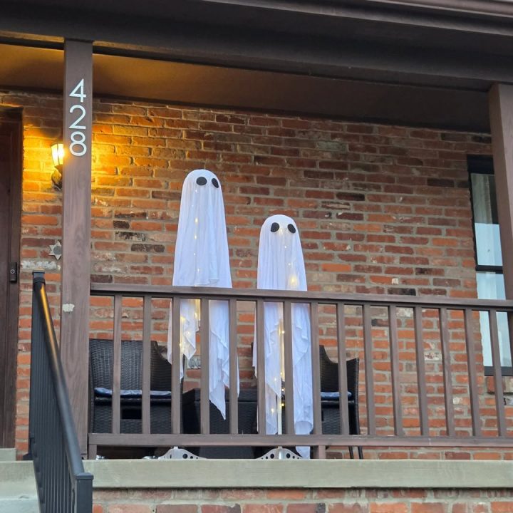 Internally Lit Porch Ghosts