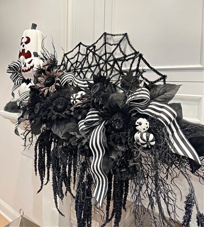 Black and White Halloween Decor Ideas