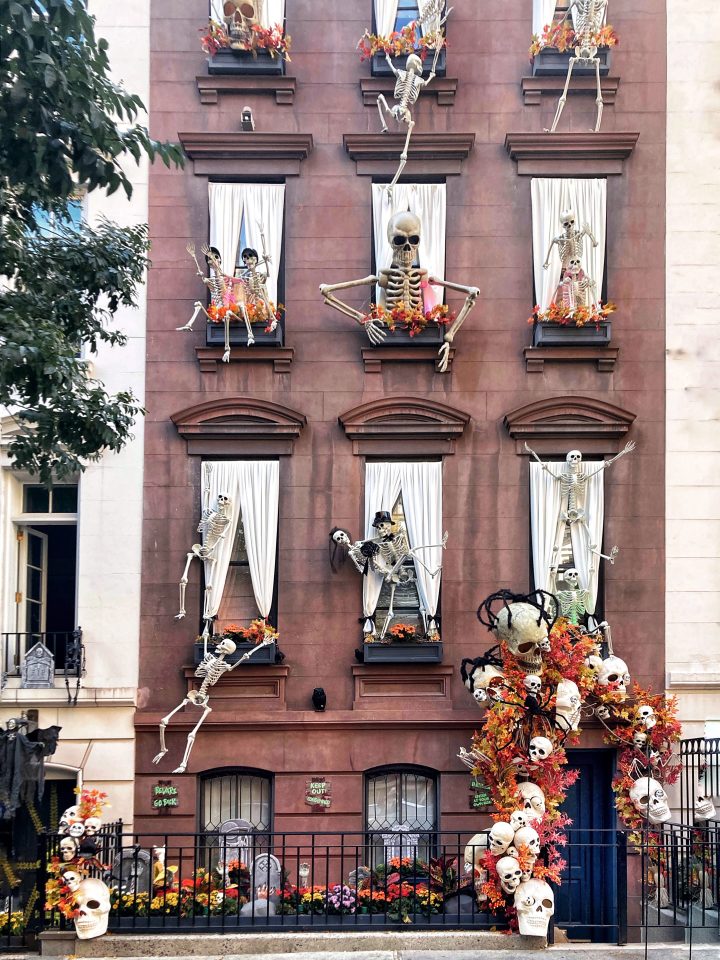 Stacked Window Skeleton Scenes