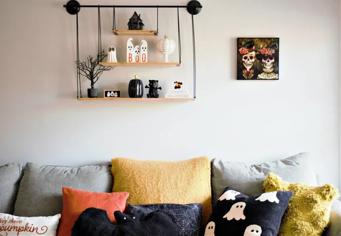 Three-Level Ghost and Bat Pulley Shelf